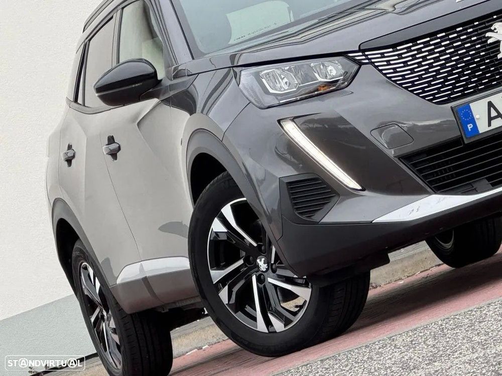 Peugeot 2008 1.5 BlueHDi Allure EAT8 - 39