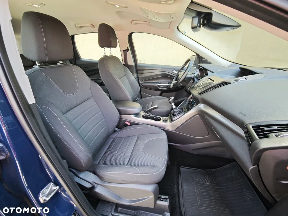 Ford Kuga S 2.0 TDCi 4x4 Editionsmodell - 35