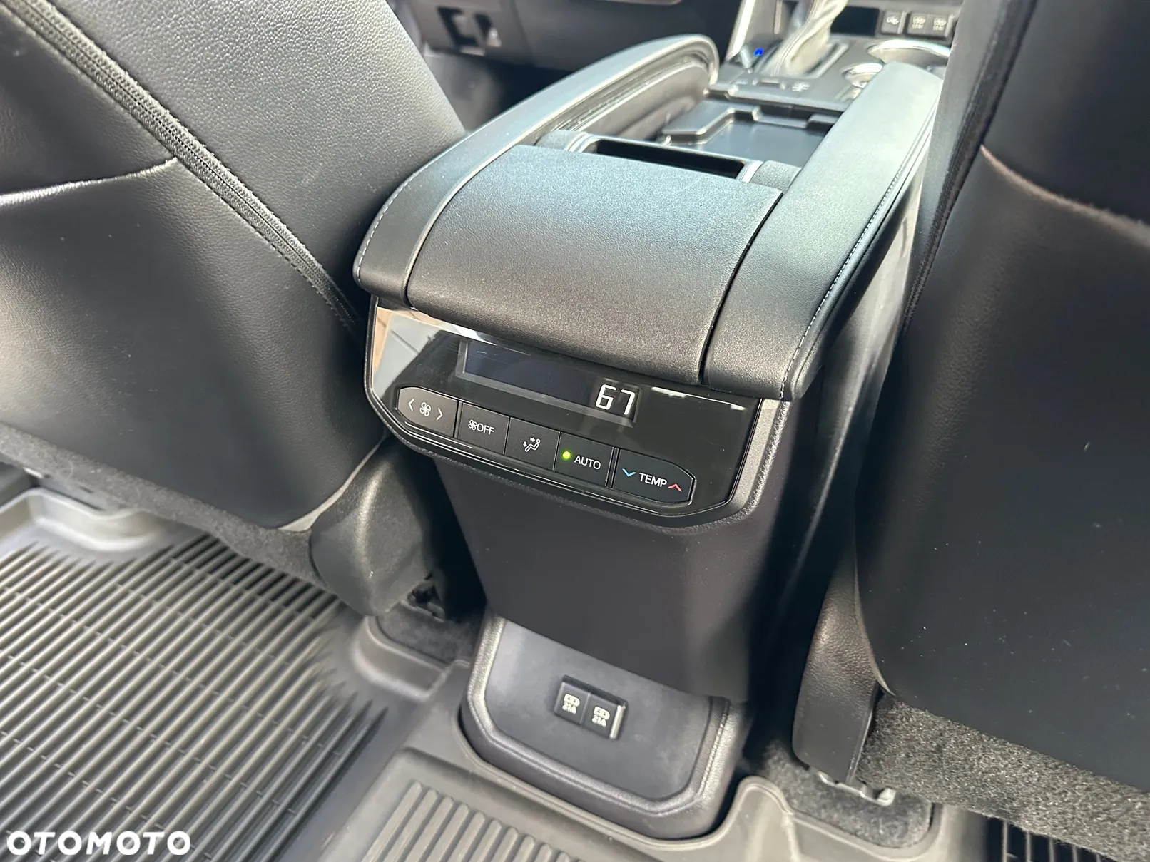 Toyota Highlander - 13
