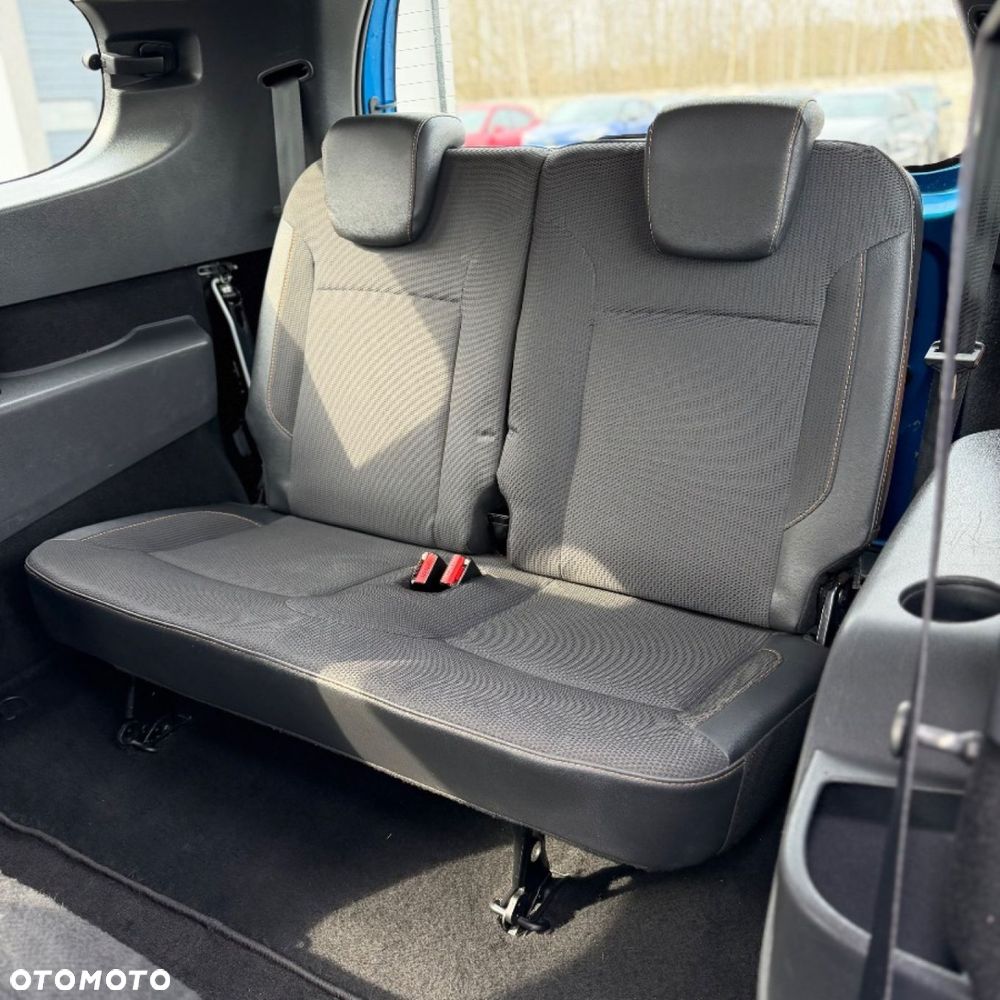 Dacia Lodgy - 32