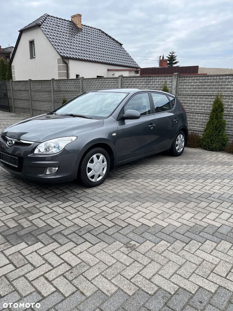 Hyundai i30 1.6 Comfort - 1