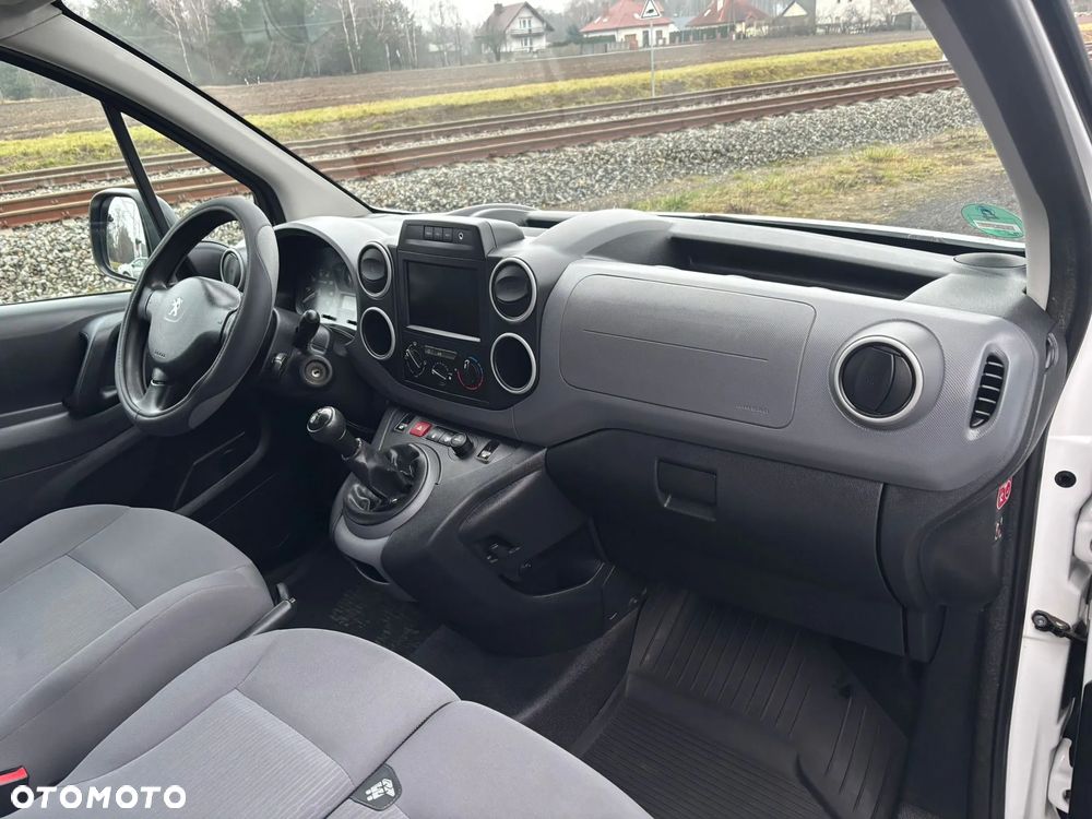 Peugeot Partner - 17
