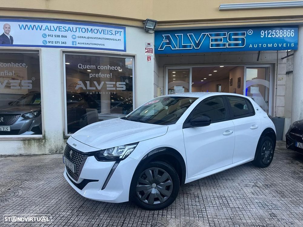 Peugeot e-208 Active Pack - 23
