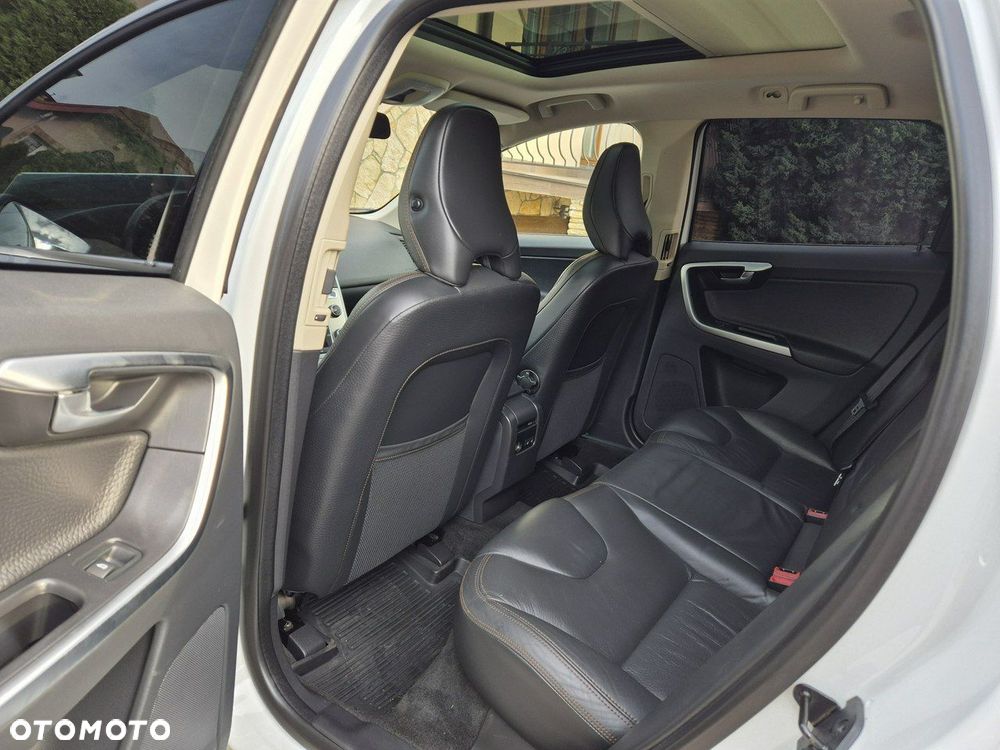 Volvo XC 60 - 18