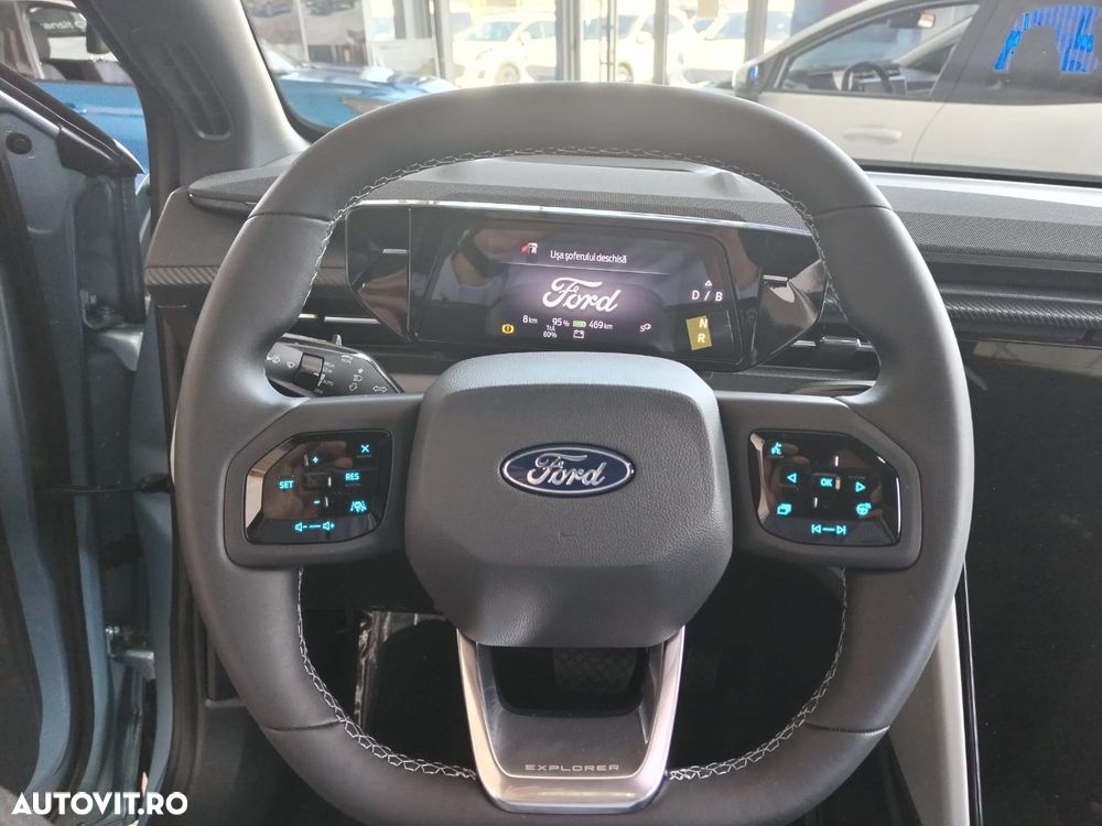 Ford Explorer RWD 77 kWh Extended Range Premium - 8