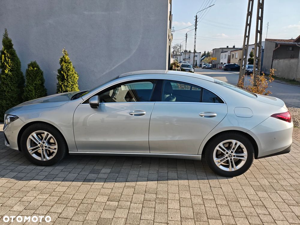 Mercedes-Benz CLA 250 e 8G-DCT Special Edition - 18