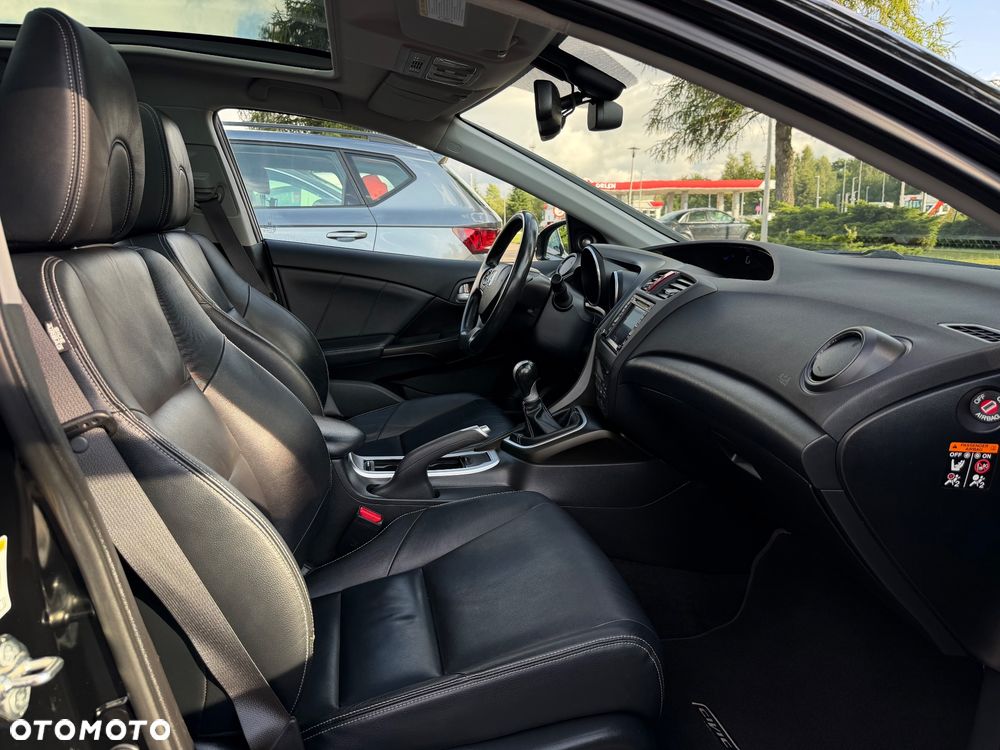 Honda Civic 1.8 Executive NAVI - 29