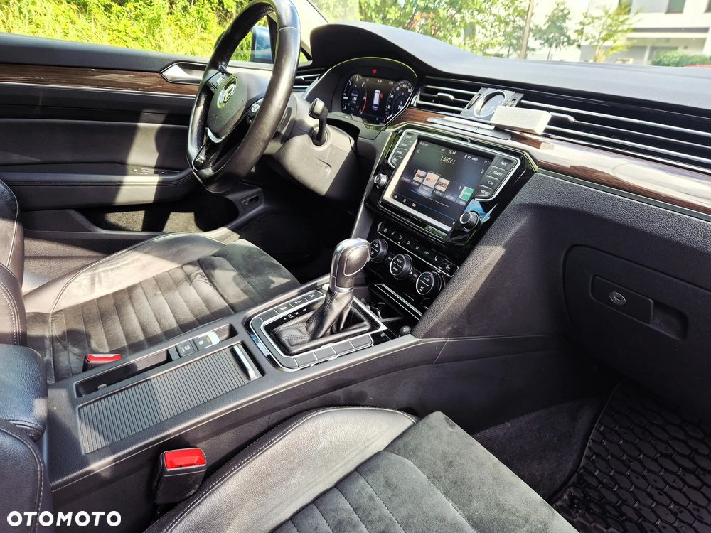Volkswagen Passat 2.0 TDI BMT Highline DSG - 12