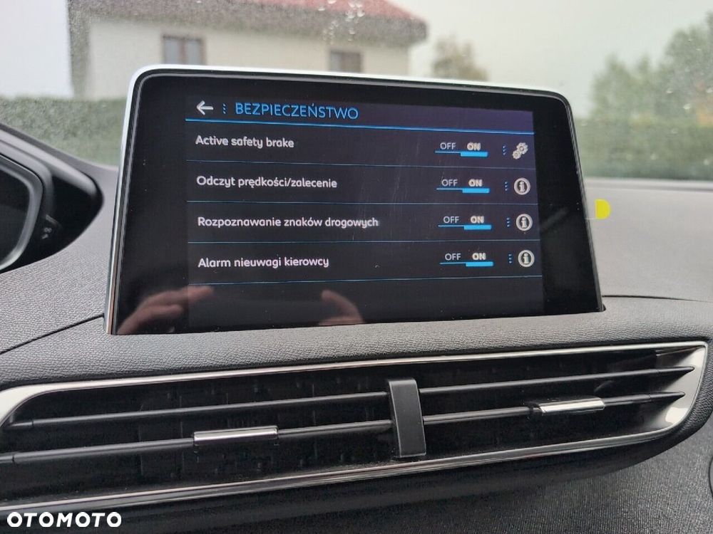 Peugeot 5008 - 28