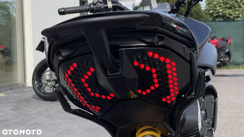 Ducati Diavel - 4