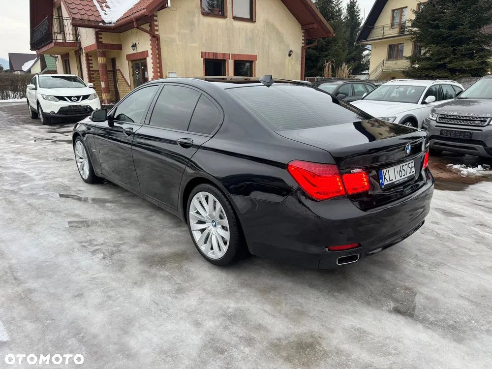 BMW Seria 7 - 38