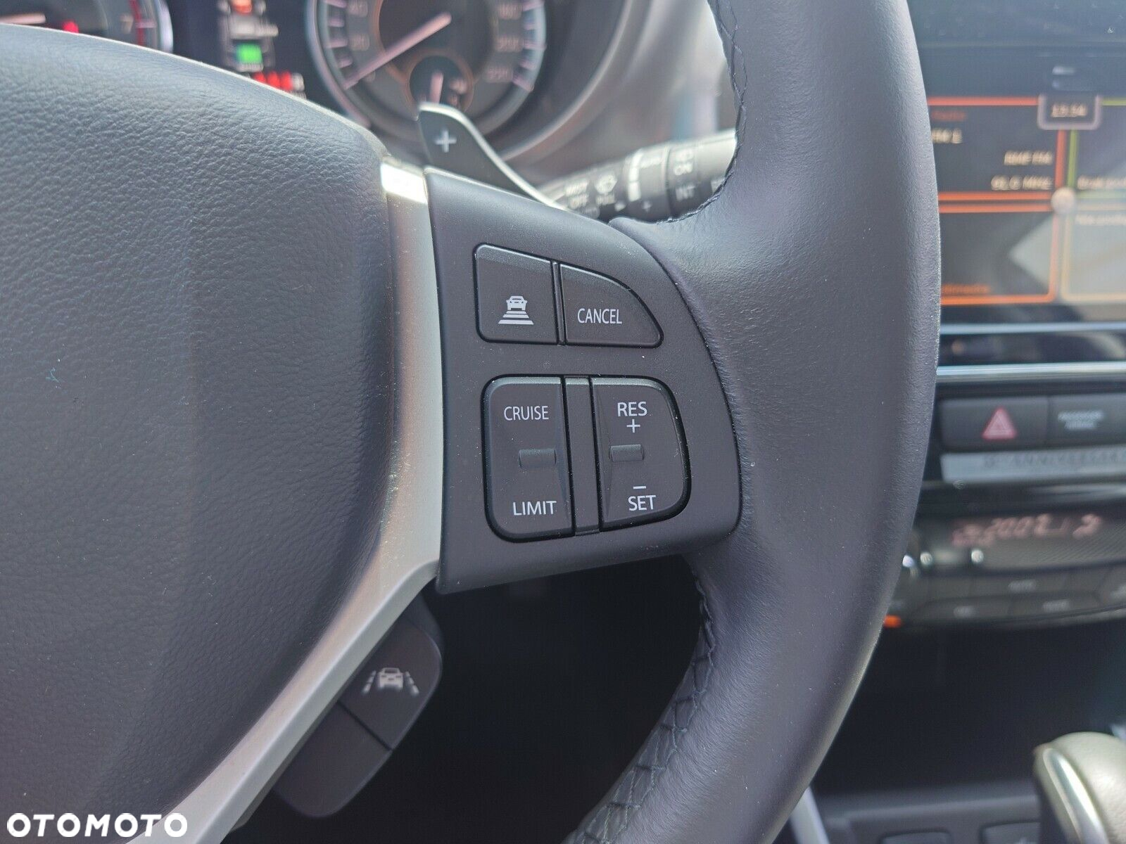 Suzuki Vitara - 11
