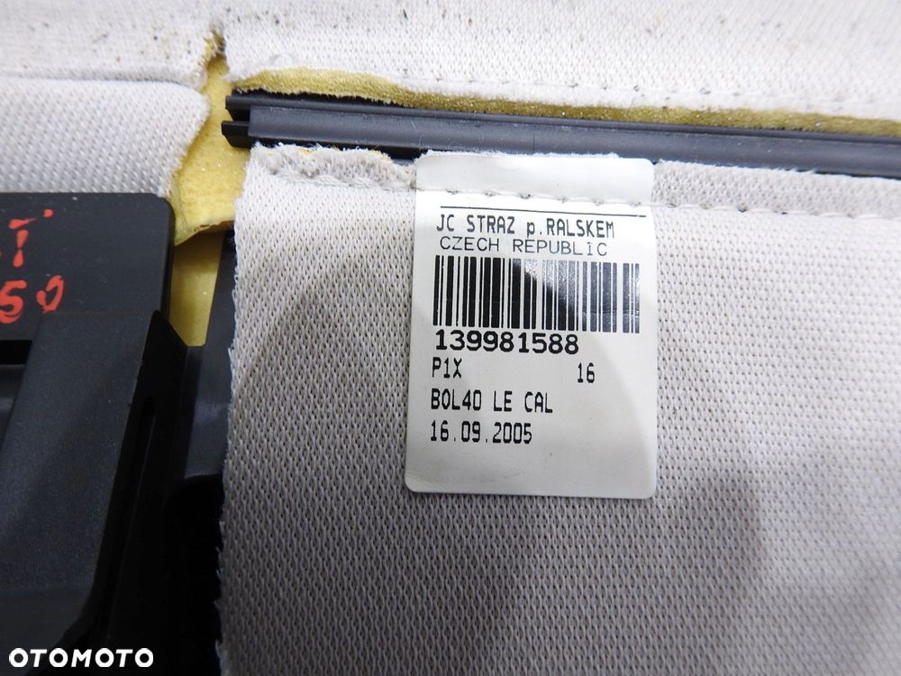 BOCZEK KANAPY LEWY TYŁ VOLVO V50 - 4