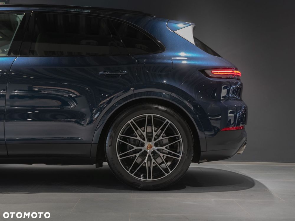 Porsche Cayenne E-Hybrid PHEV - 11