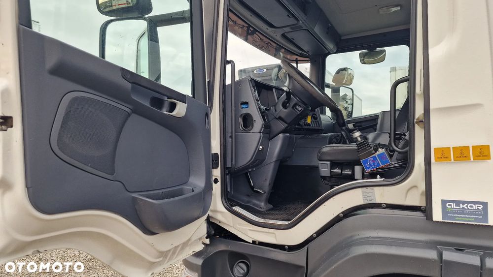 Scania P360 Kiper 8x4 Hydroburta Manual Resory - 28