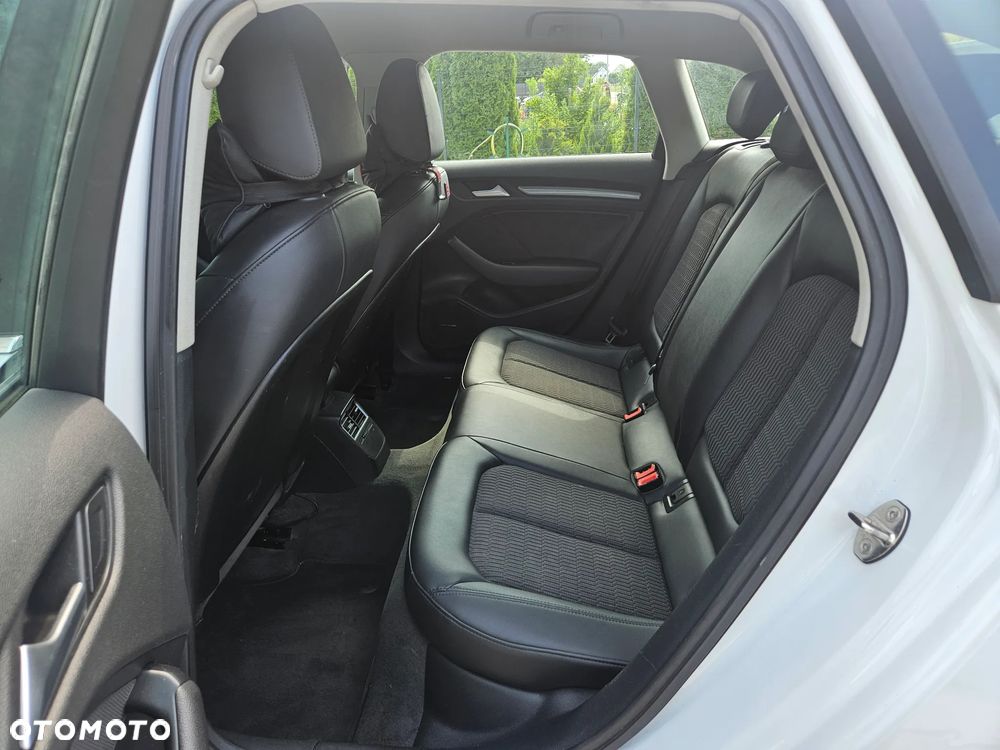 Audi A3 Sportback 1.4 TFSI CoD ultra Ambiente S tronic - 8