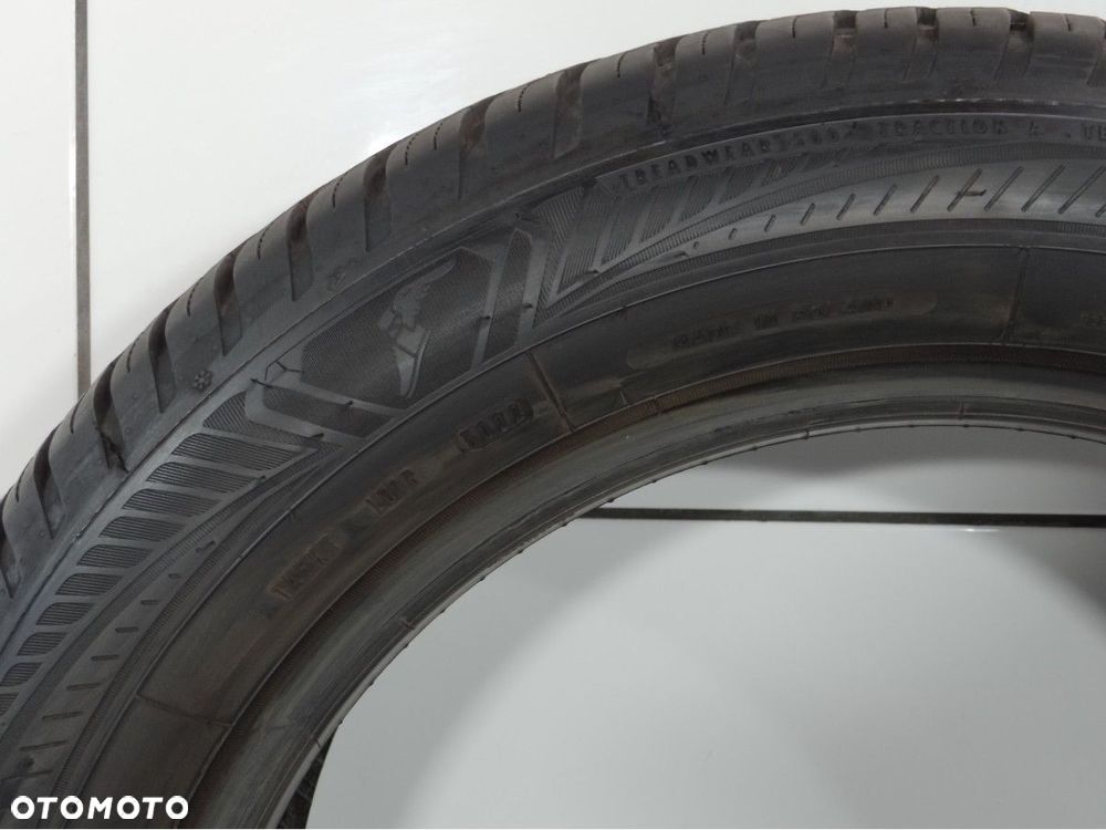 Opony całoroczne 215/60R17 100V Goodyear - 4