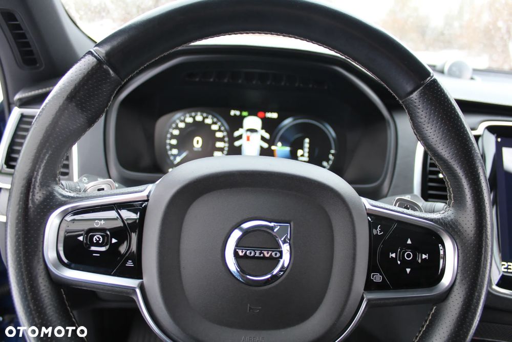 Volvo XC 90 T8 AWD Plug-In Hybrid R-Design 7os - 15