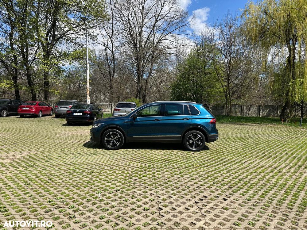 Volkswagen Tiguan 2.0 TDI SCR 4MOTION (BlueMotion Techn.) DSG Highline - 12