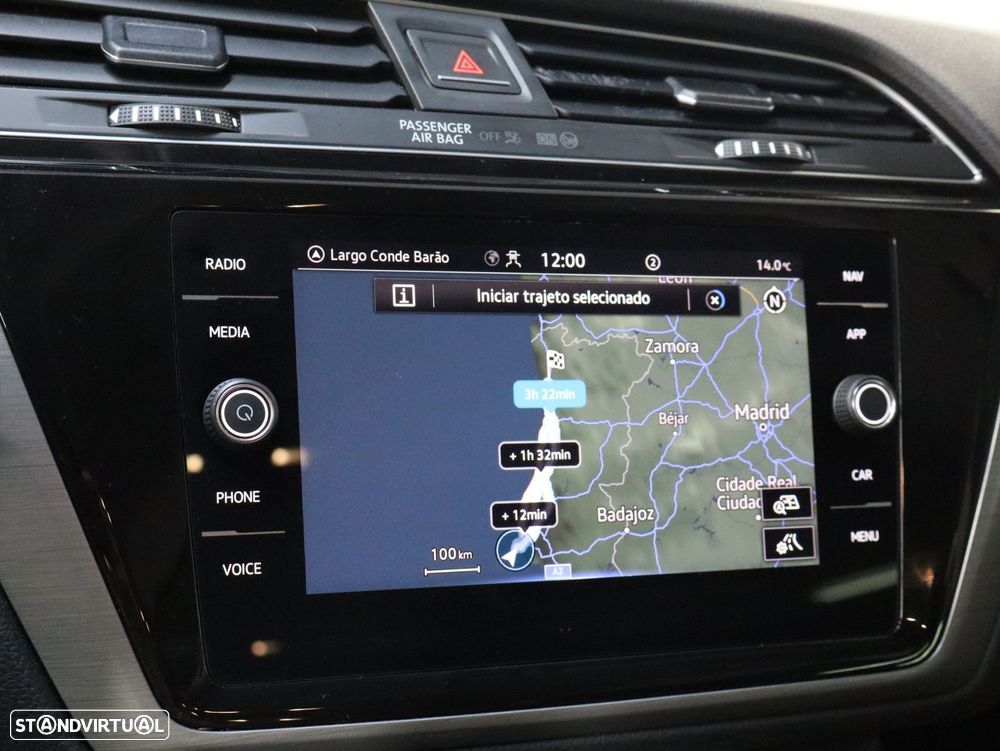 VW Touran 2.0 TDI Confortline DSG - 13