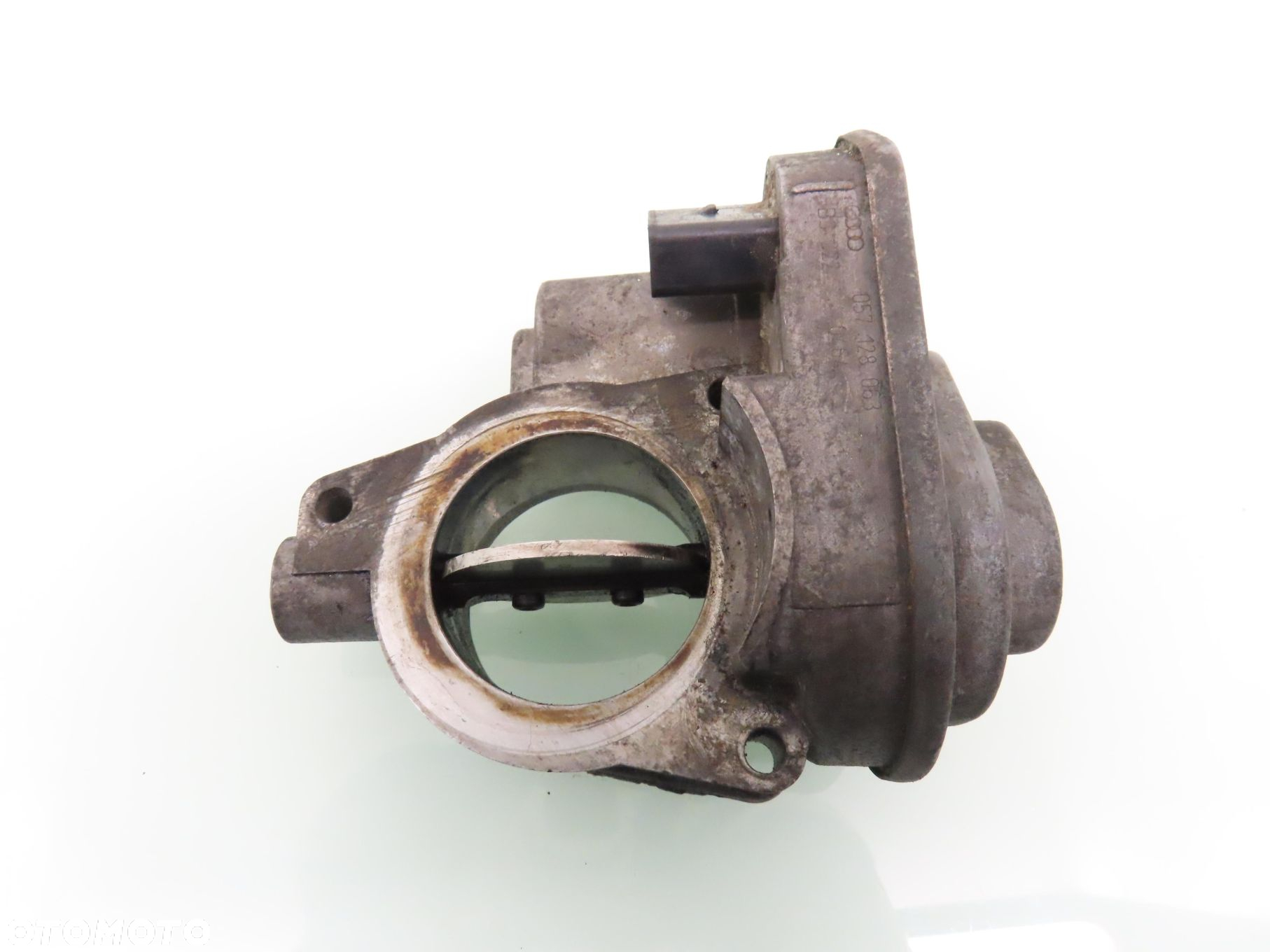PRZEPUSTNICA AUDI A8 D3 4.0 TDI 057128063 - 5