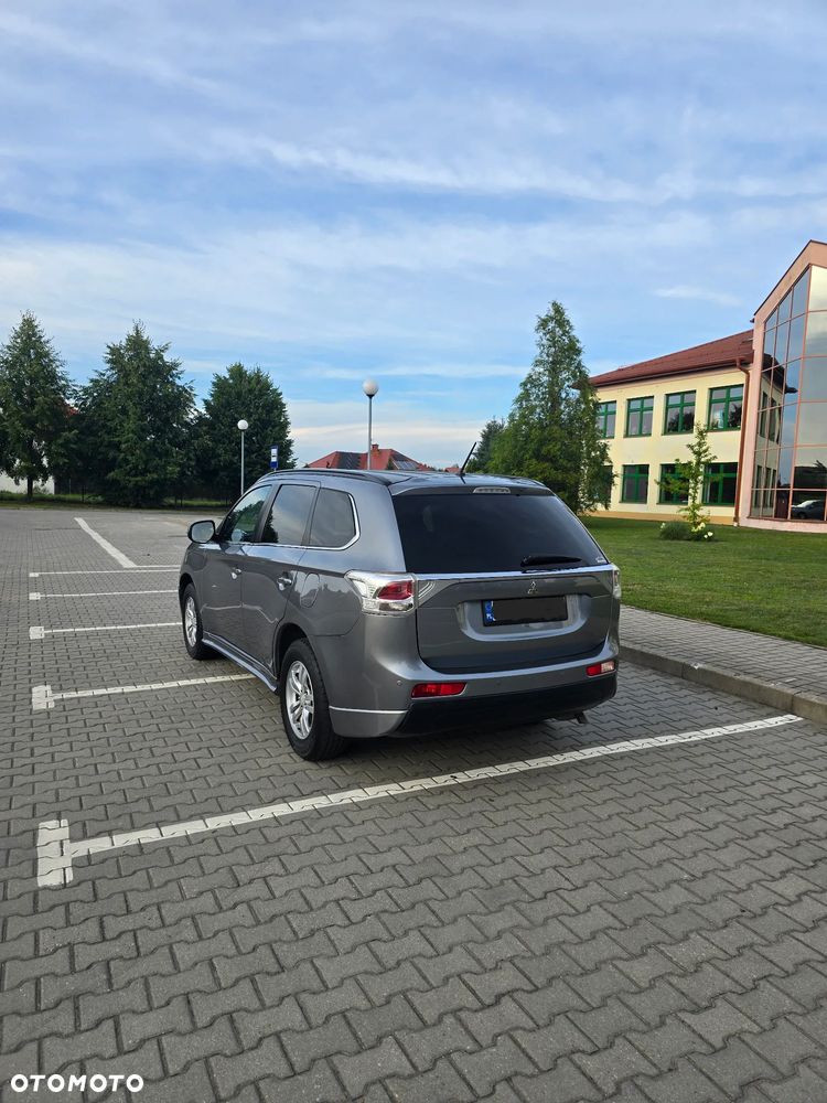Mitsubishi Outlander 2.2 DI-D 2WD Invite - 5