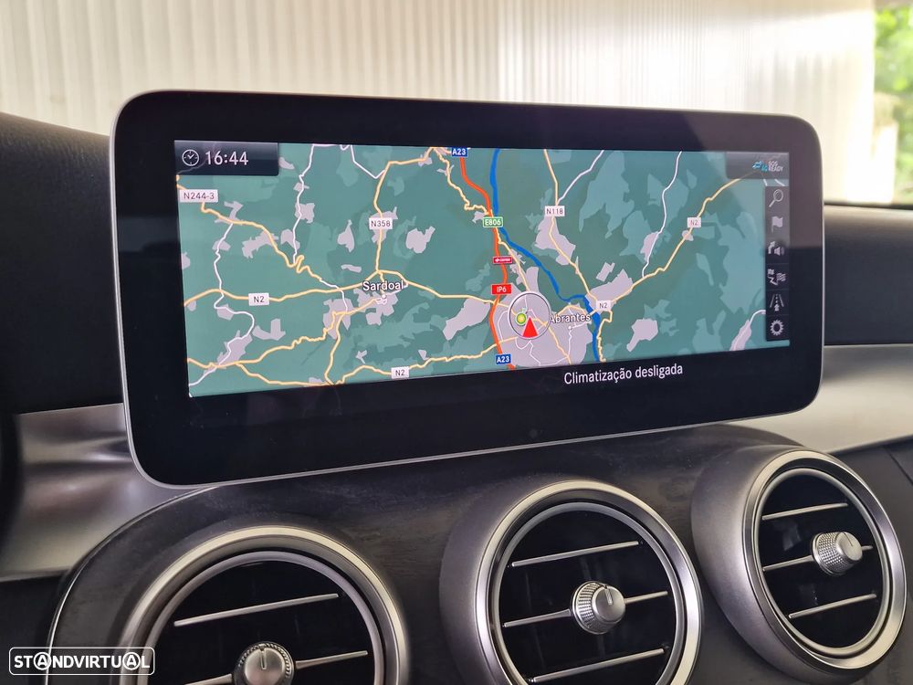 Mercedes-Benz C 300 d AMG Line - 11