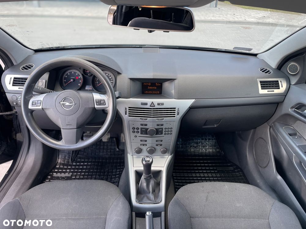 Opel Astra III GTC 1.6 Enjoy - 6
