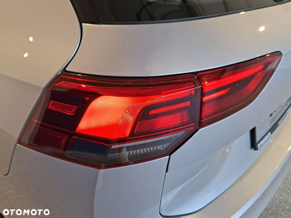 Volkswagen Golf Variant - 12