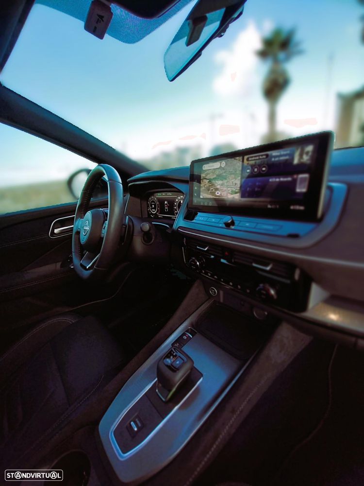 Nissan Qashqai 1.3 DIG-T Evolve Xtronic - 17