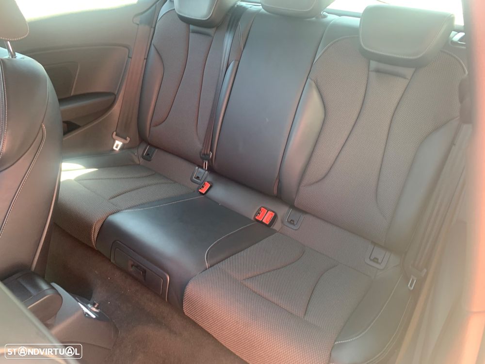 Audi A3 1.6 TDI S-line - 18