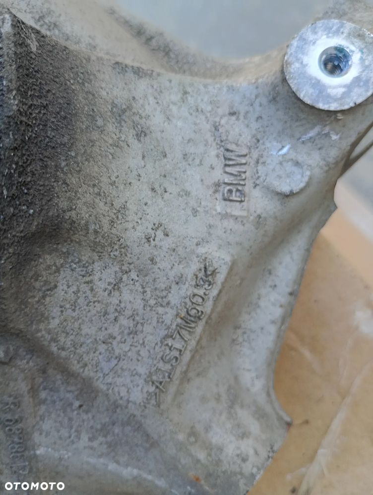 BMW 3 G20 G21 X DRIVE Zwrotnica przednia prawa R6878612-02 6877148 6877150 - 6