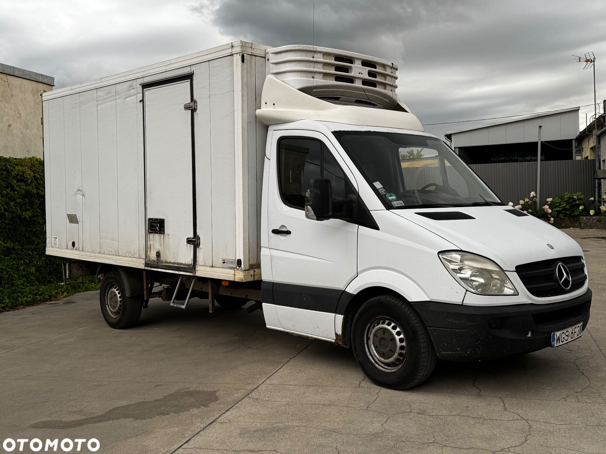 Mercedes-Benz Sprinter - 1