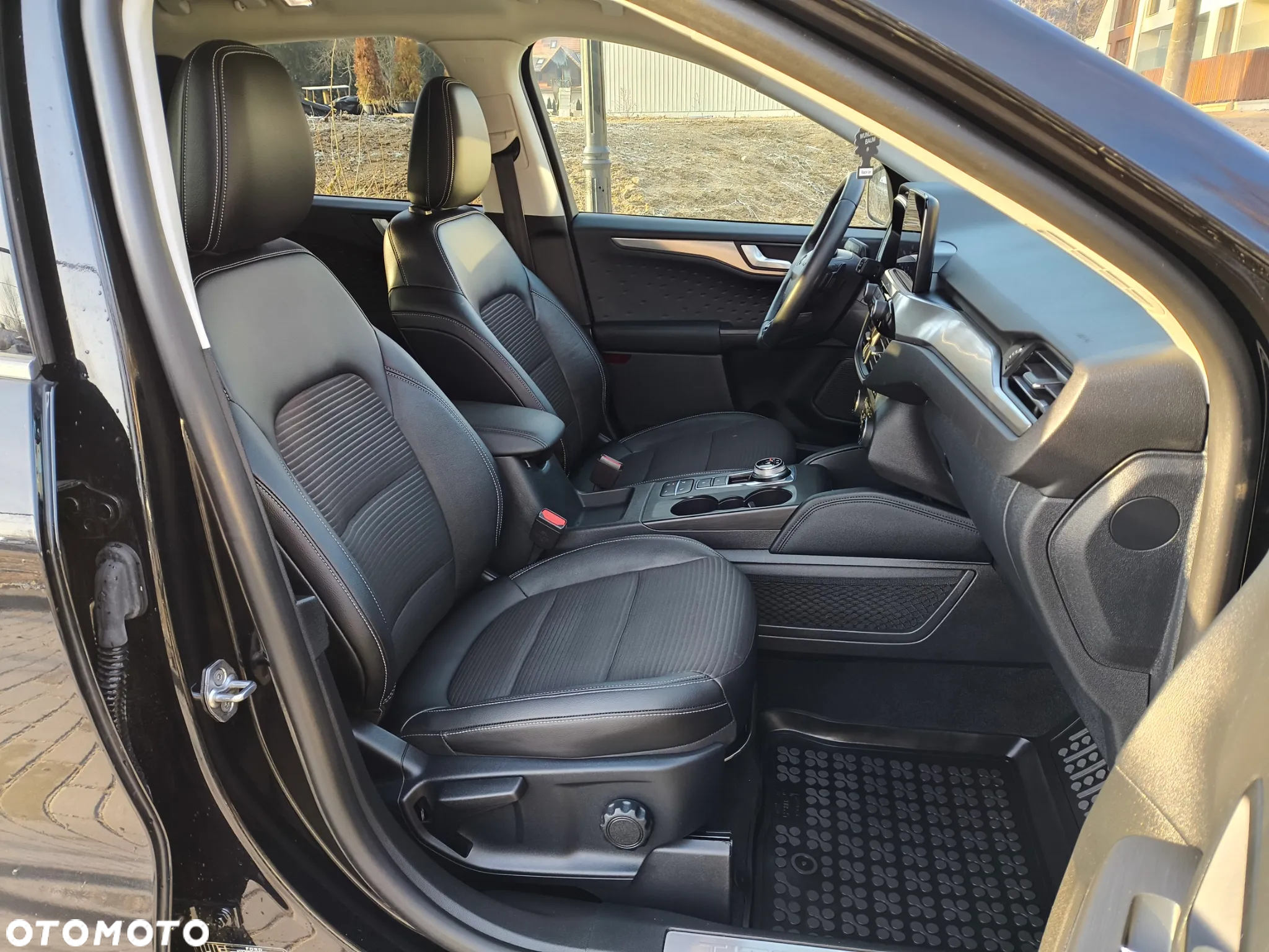 Ford Kuga 2.0 EcoBlue 4x4 TITANIUM X - 18