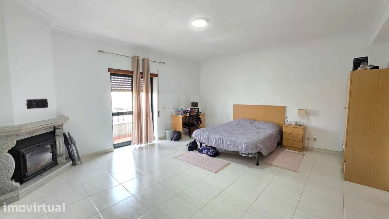 T3,c/ Garagem Priv. - Castelo Branco - Grande imagem: 3/17