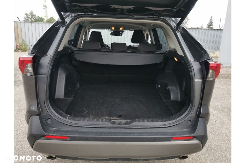Toyota RAV4 - 3