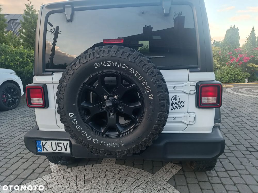 Jeep Wrangler Unlimited 3.6 Automatik X - 8