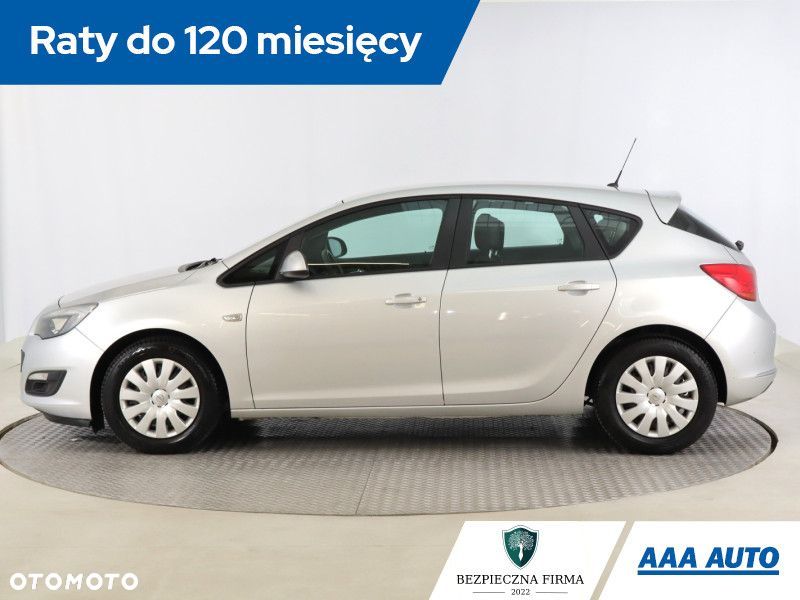 Opel Astra - 4