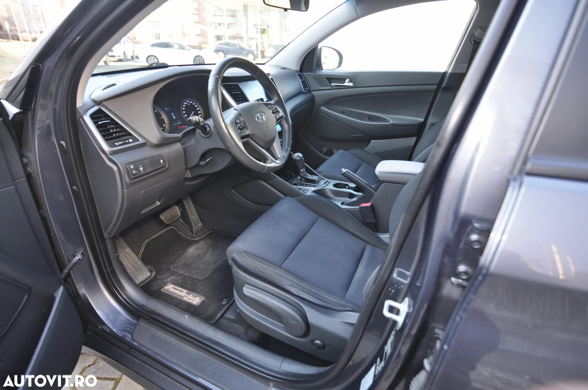 Hyundai Tucson blue 1.7 CRDi 2WD DCT Style - 16