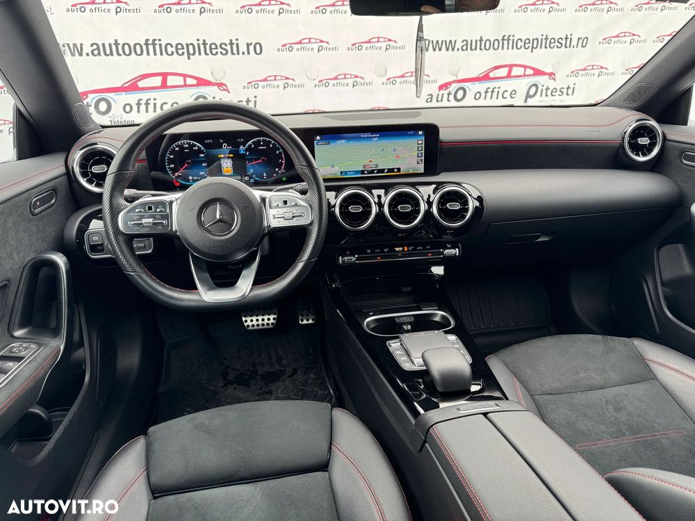 Mercedes-Benz CLA 200 7G-DCT AMG Line - 10