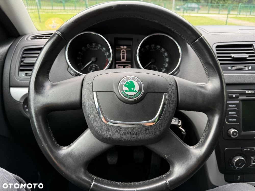 Skoda Yeti 2.0 TDI DPF 4x4 Elegance - 24