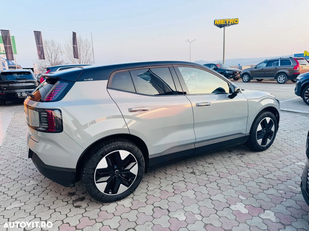 Volvo EX30 Single Motor Plus - 19