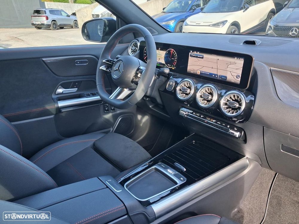Mercedes-Benz GLA 250 e AMG Line - 16