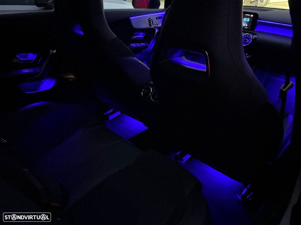 Mercedes-Benz A 250 e AMG Line - 16