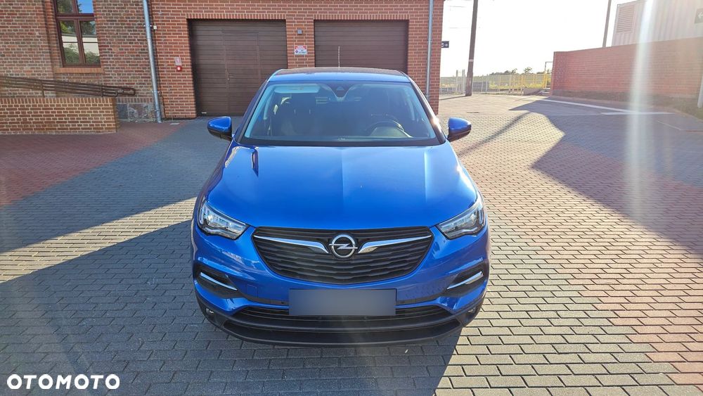 Opel Grandland X 1.2 T GPF Design&Tech S&S - 12
