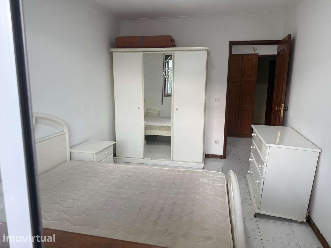 Alugo T1 Areosa (Porto) - Grande imagem: 4/7