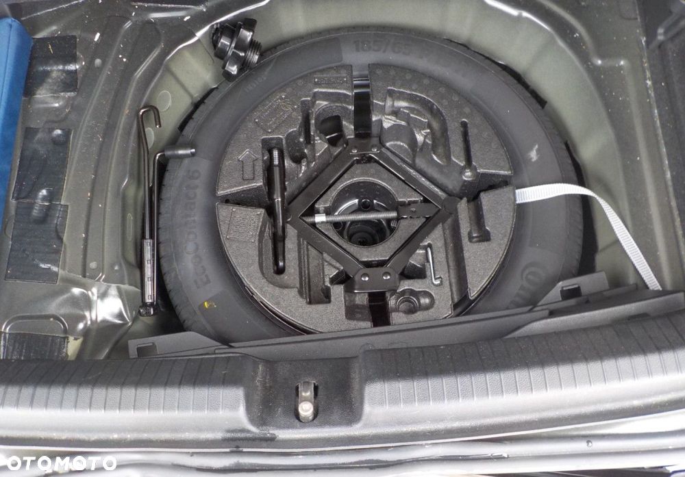 Volkswagen Polo - 11