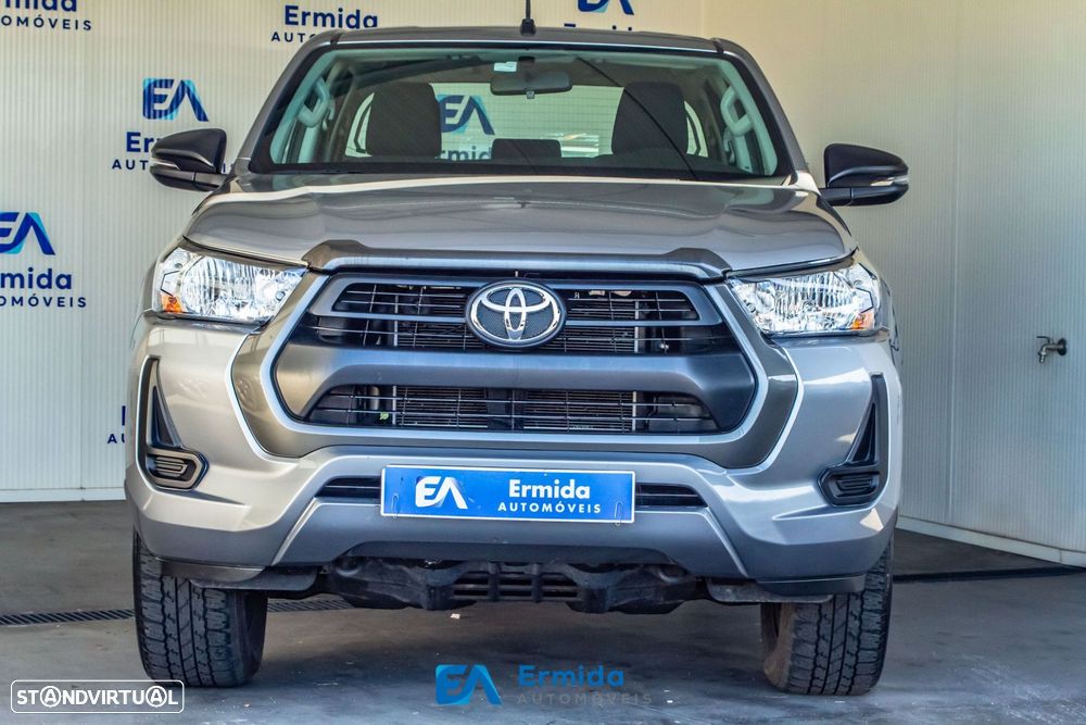 Toyota Hilux 2.4 D-4D 4WD Tracker - 2