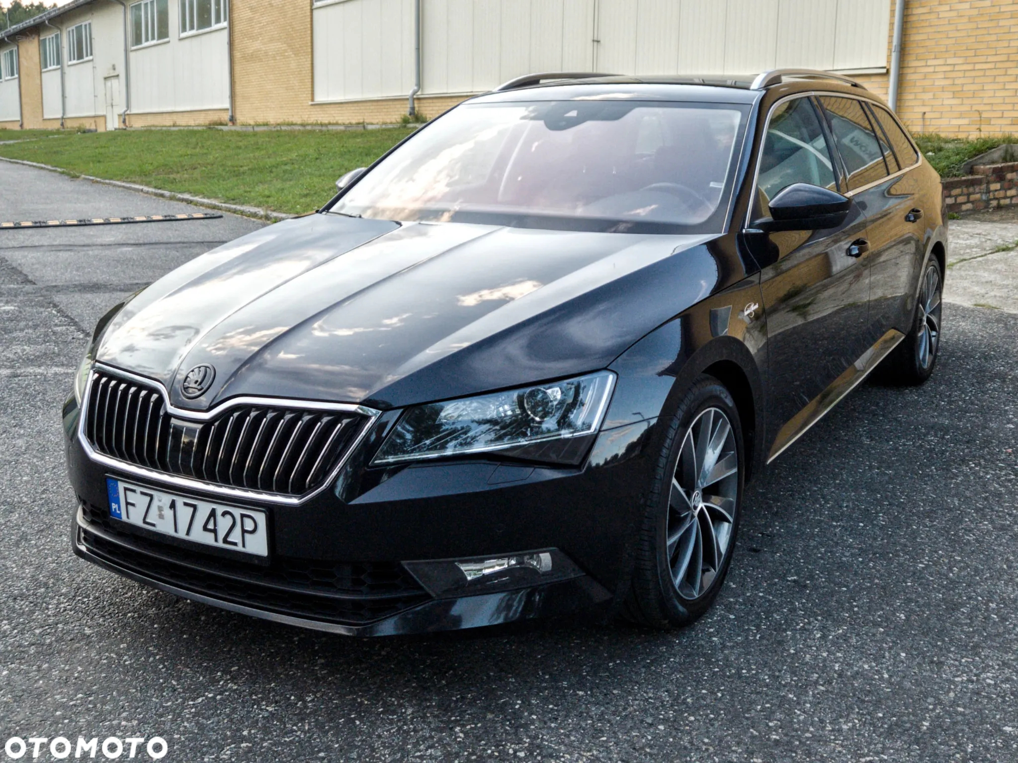 Skoda Superb 2.0 TSI 4x4 L&K DSG - 4