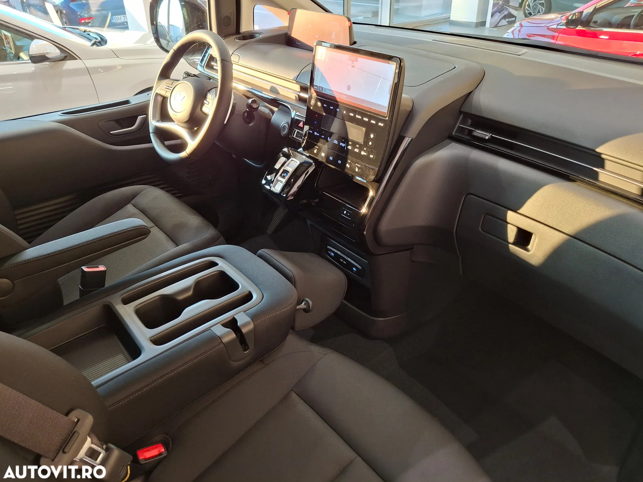 Hyundai Staria 1.6I 215CP 6AT 9 locuri HEV Premium - 11